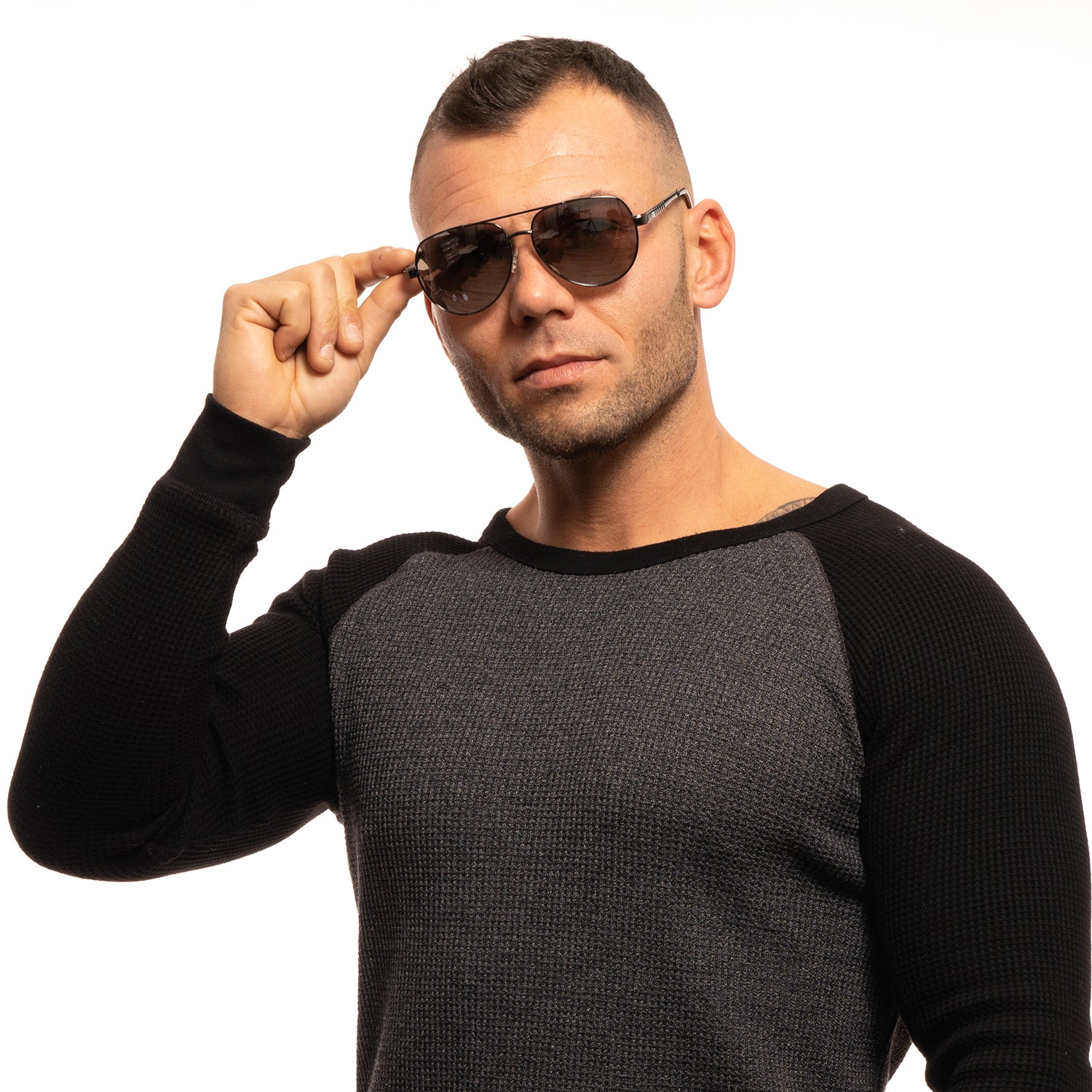 Guess Aviator sunglasses in Gunmetal with Metal frame, model Guess Sunglasses GF0215 6008C, from Burghley & Co – Luxury eyewear UK